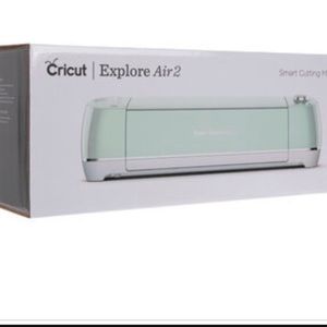 Cricut explore Air 2- mint green